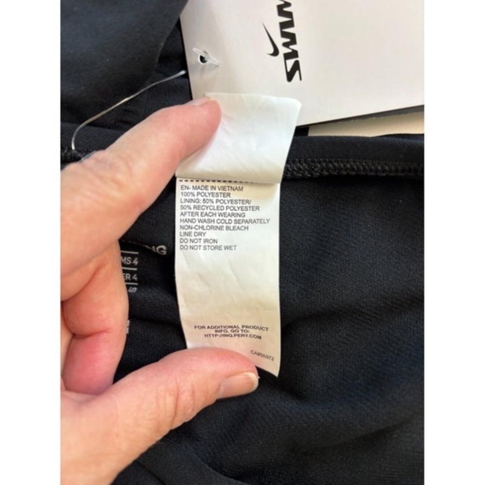 NEW Nike Hydrastrong Fastback One Piece Swimsuit Black 30 Watersports Consign - Picture 10 of 12